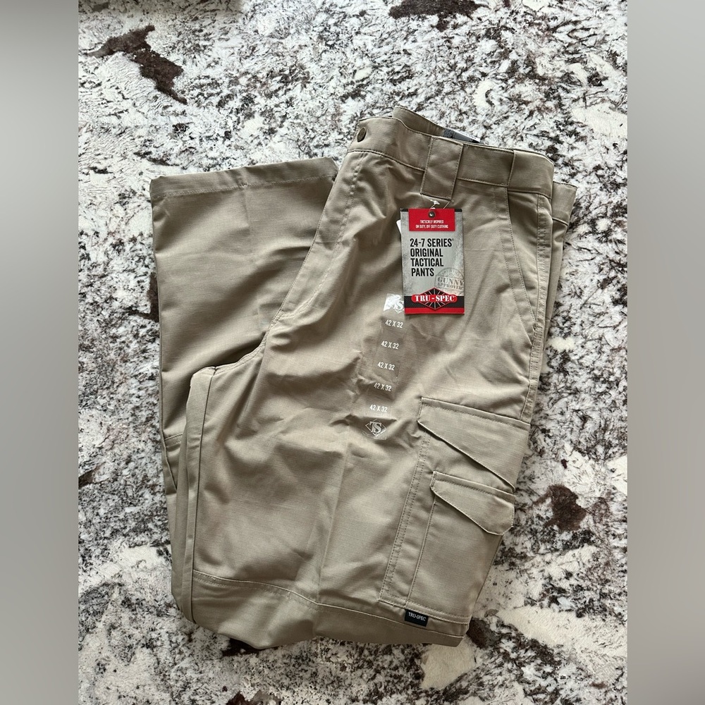 Men's Tactical Cargo Pants in Tan